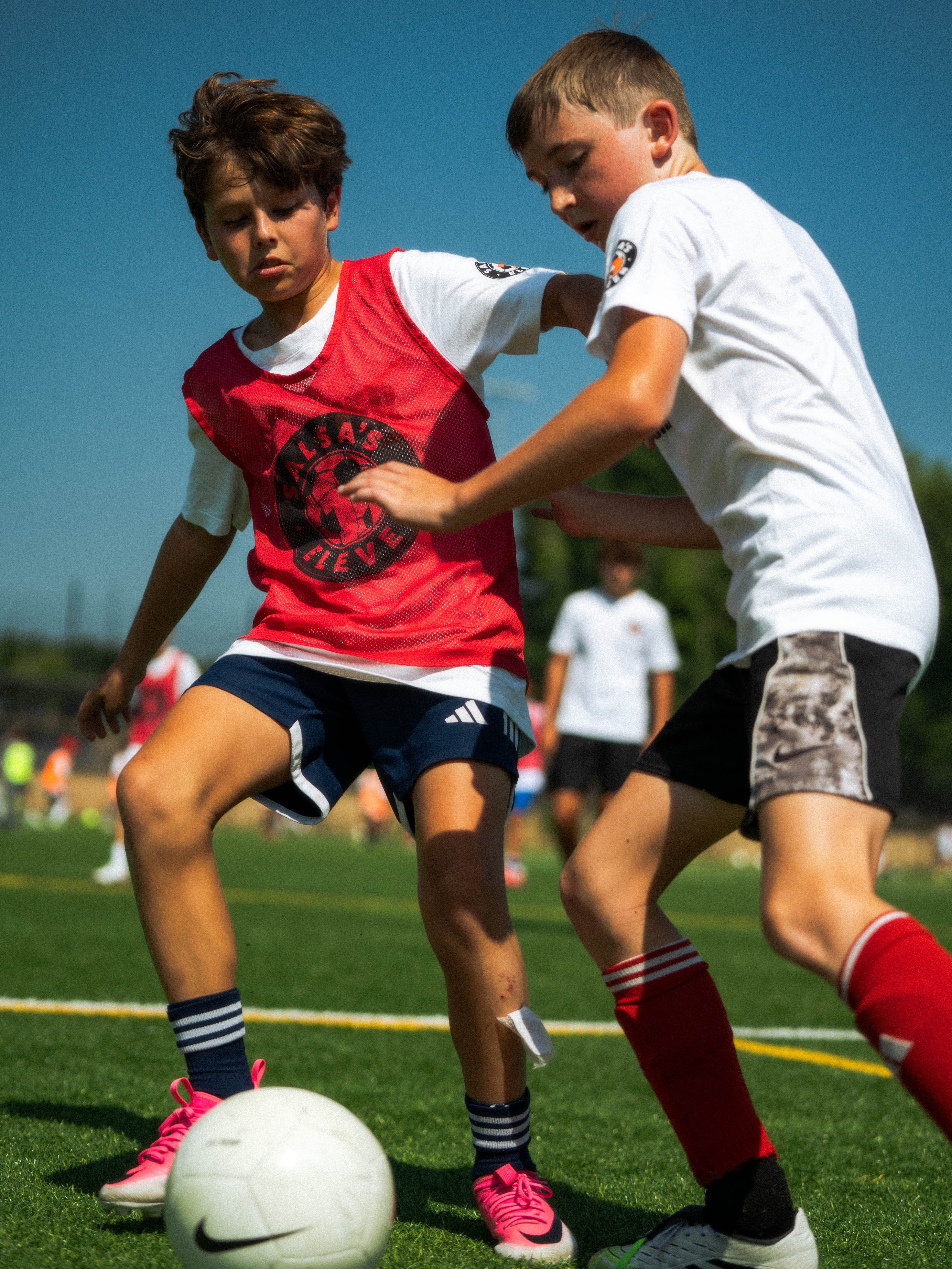 Coach Ben running a group training session